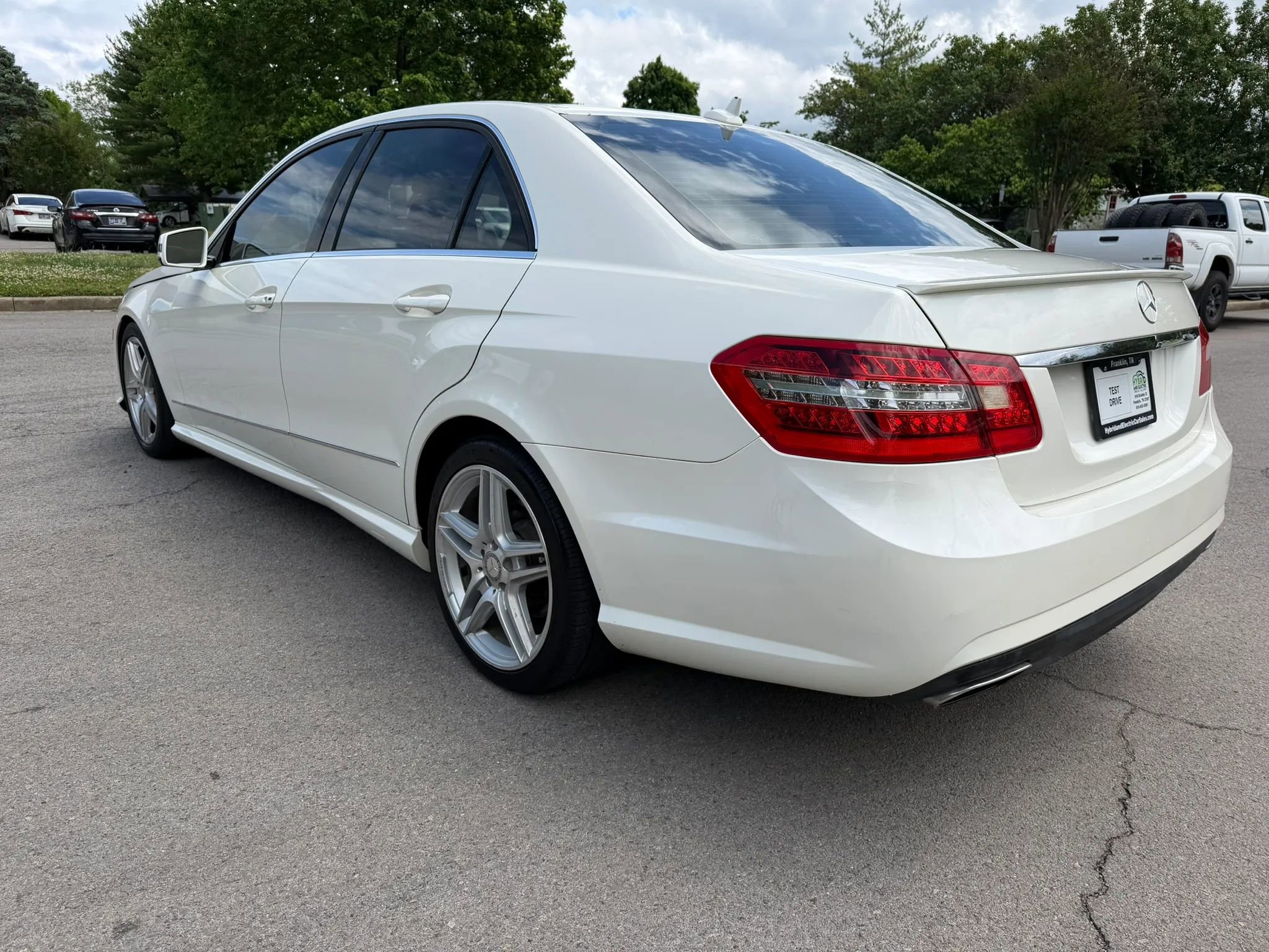 Used 2011 Mercedes-Benz E 350 Sedan image 5
