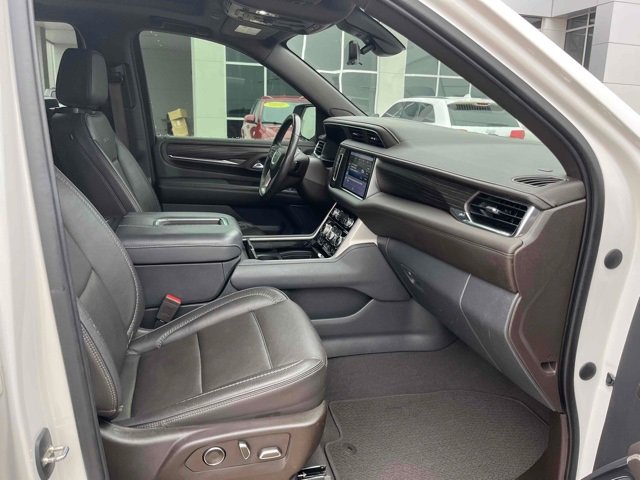 Used 2021 GMC Yukon Denali w/ Denali Premium Package image 15