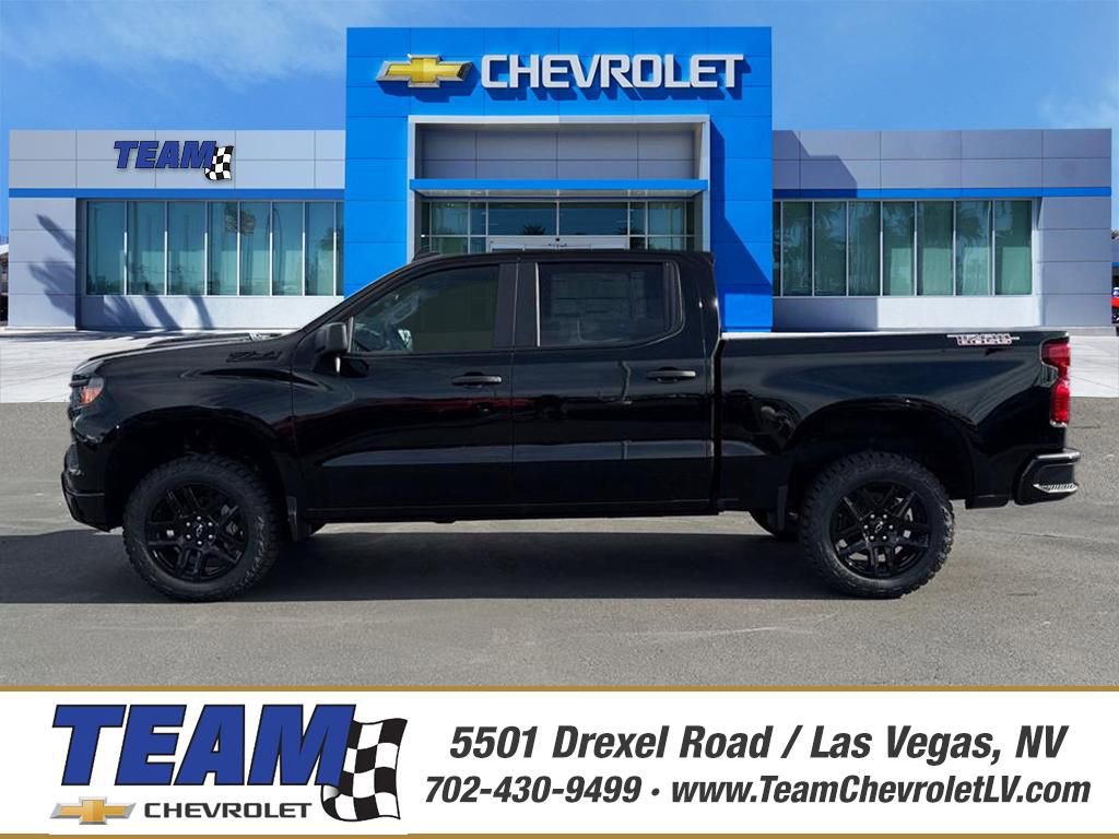 New 2026 Chevrolet Silverado 1500 Custom Trail Boss w/ LPO, Dark Essentials Package
