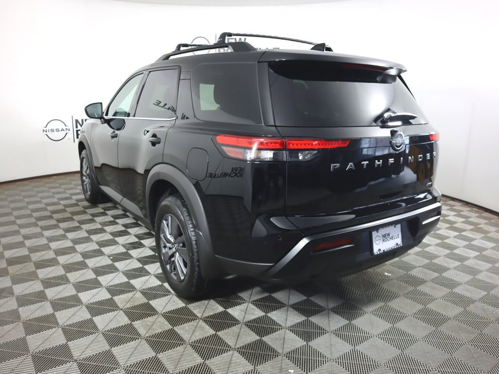 New 2026 Nissan Pathfinder SV image 7