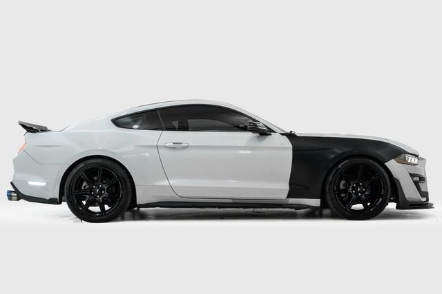 Used 2019 Ford Mustang Coupe w/ Black Accent Package RWD image 4