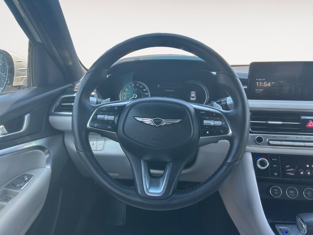 Used 2025 Genesis G70 2.5T AWD/4WD image 12