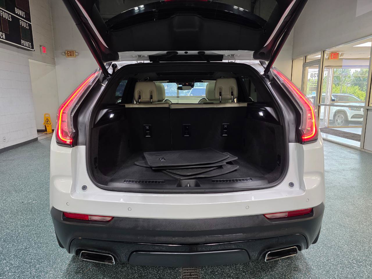 Used 2019 Cadillac XT4 Sport FWD image 21