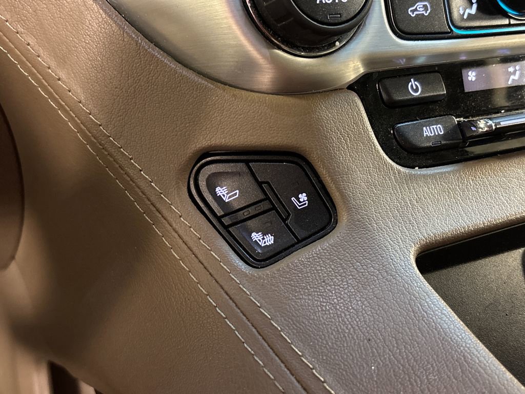 Used 2017 GMC Yukon SLT w/ Open Road Package image 41