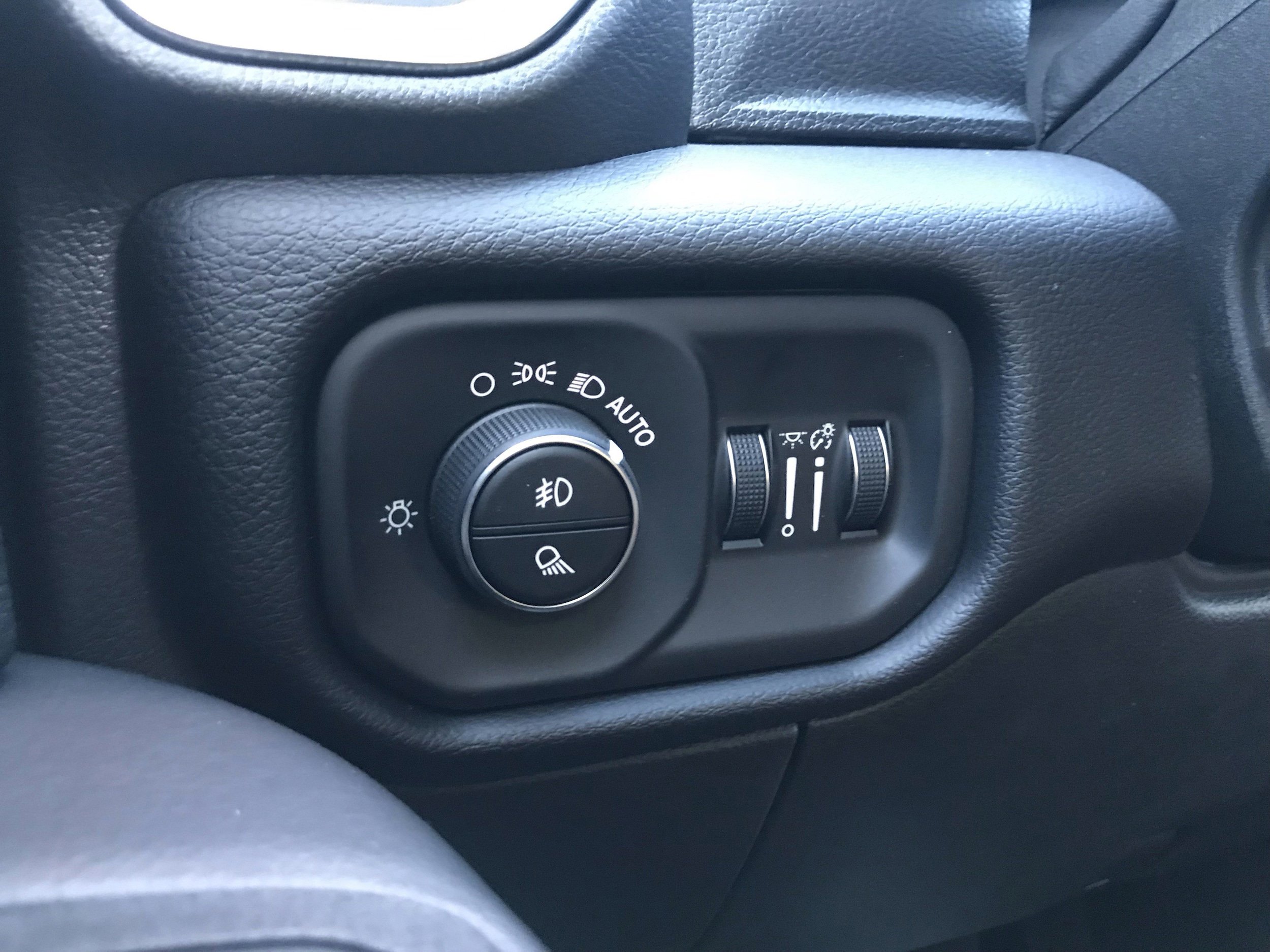 New 2025 RAM 2500 Laramie image 37