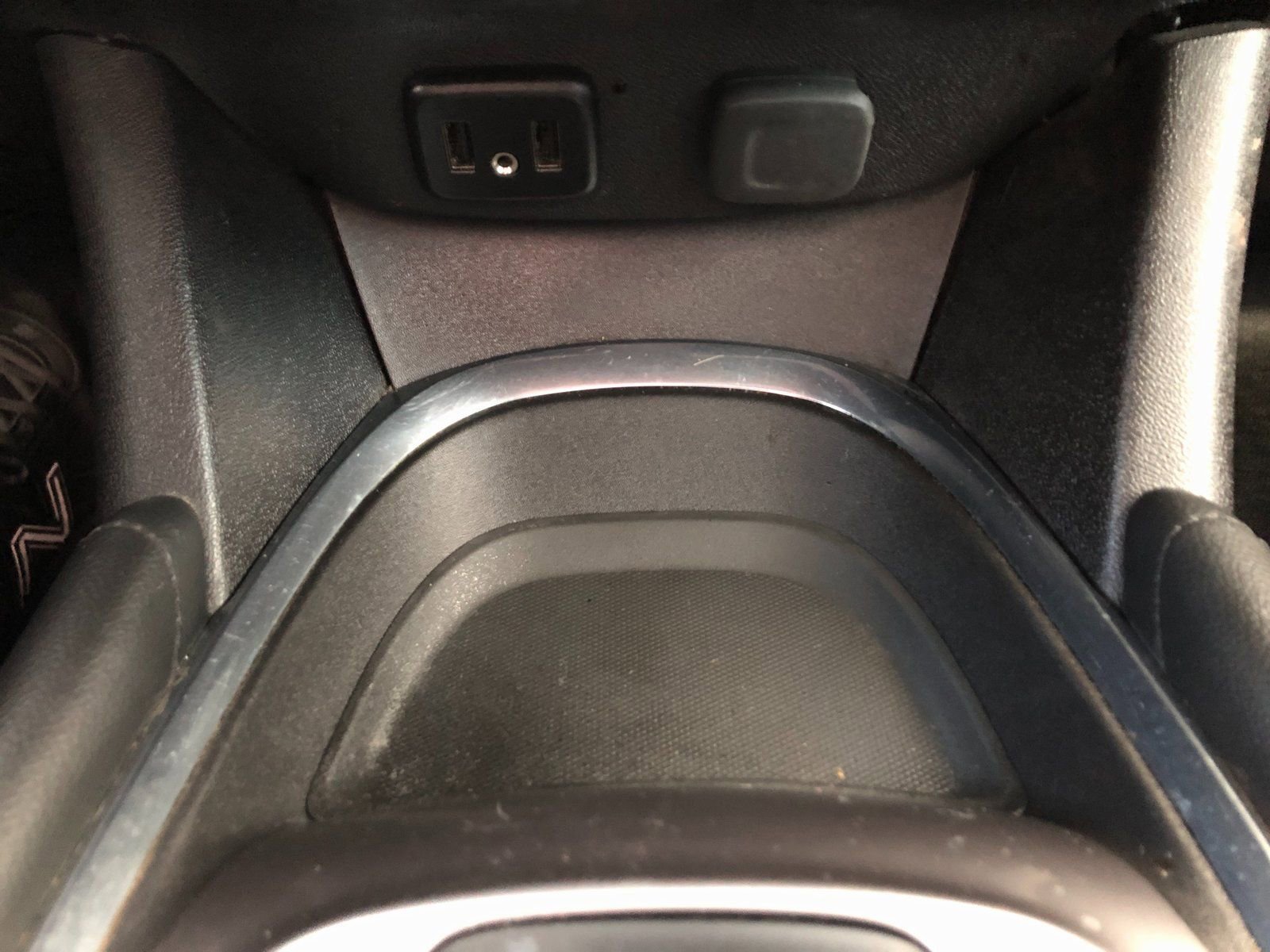 Used 2018 Chevrolet Malibu LT image 23