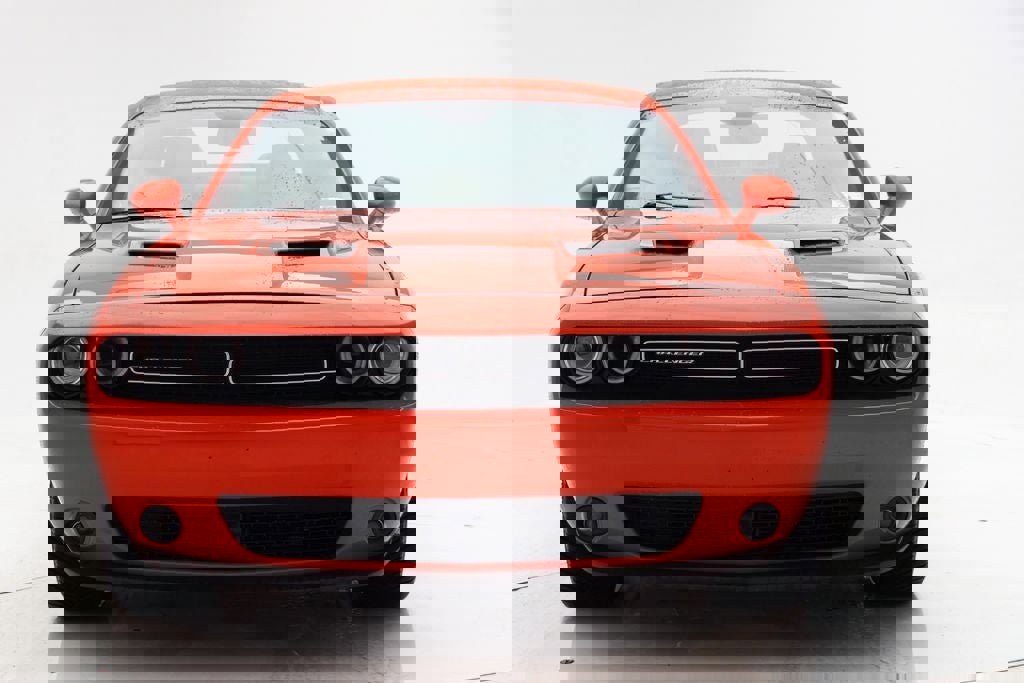 Used 2018 Dodge Challenger GT w/ Technology Group image 5