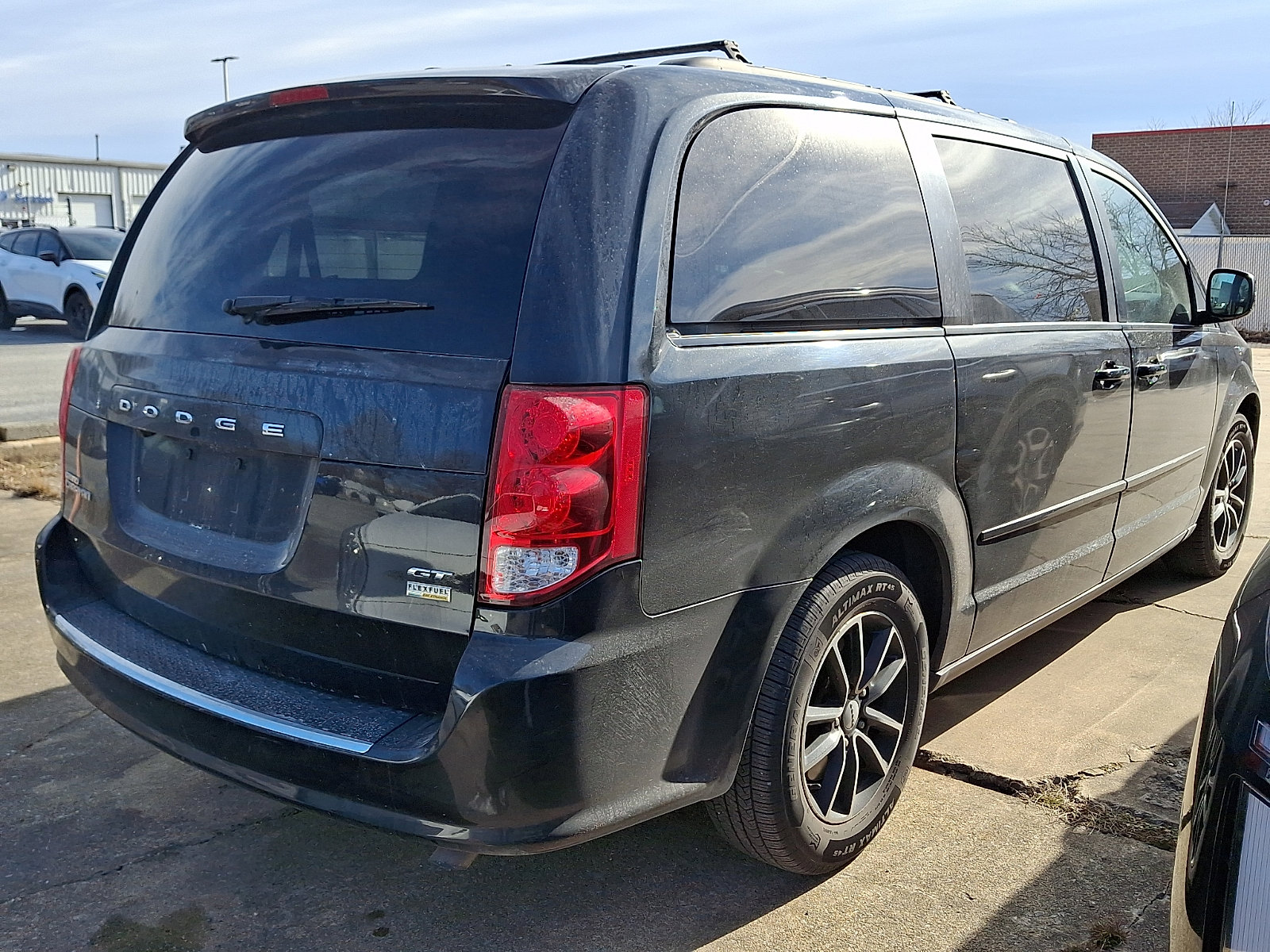 Used 2017 Dodge Grand Caravan GT image 9