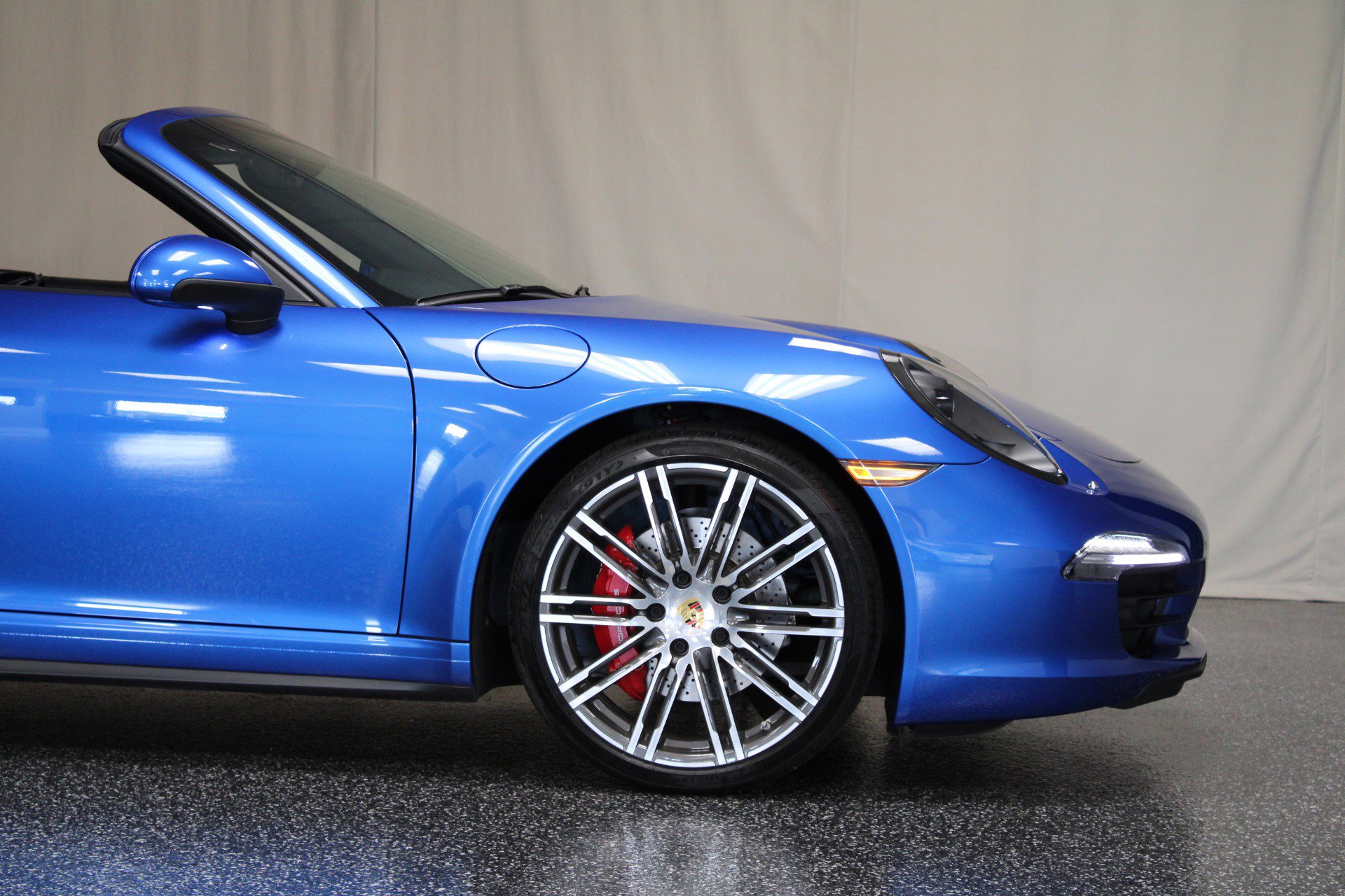 Used 2016 Porsche 911 Carrera 4S image 9