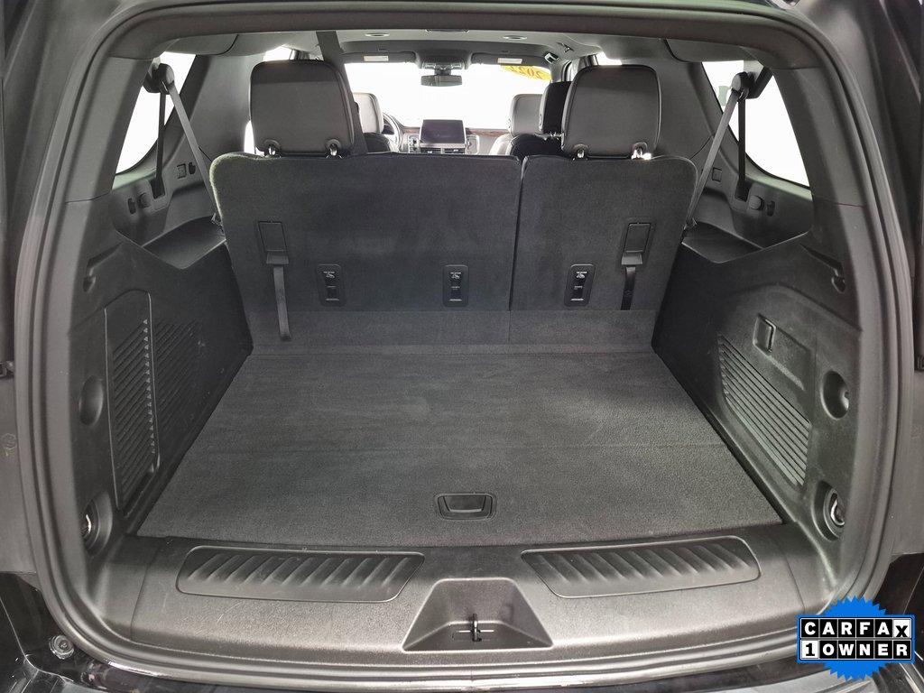 Used 2022 Chevrolet Suburban LT image 9