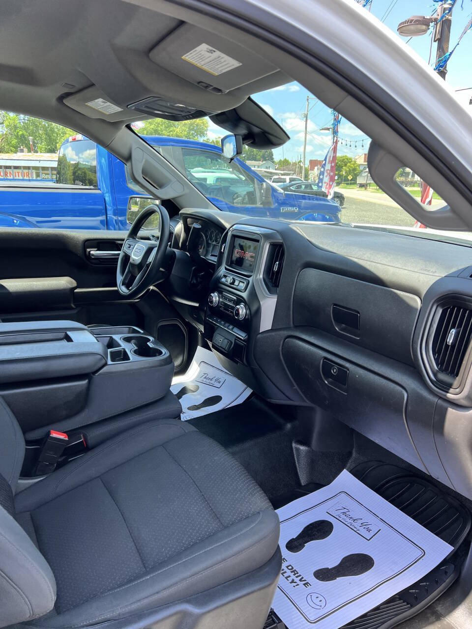 Used 2022 GMC Sierra 1500 Pro w/ Pro Value Package AWD/4WD image 11
