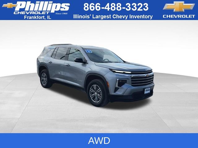 Certified 2025 Chevrolet Traverse LT image 2