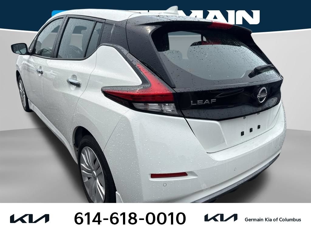 Used 2025 Nissan Leaf S FWD image 2