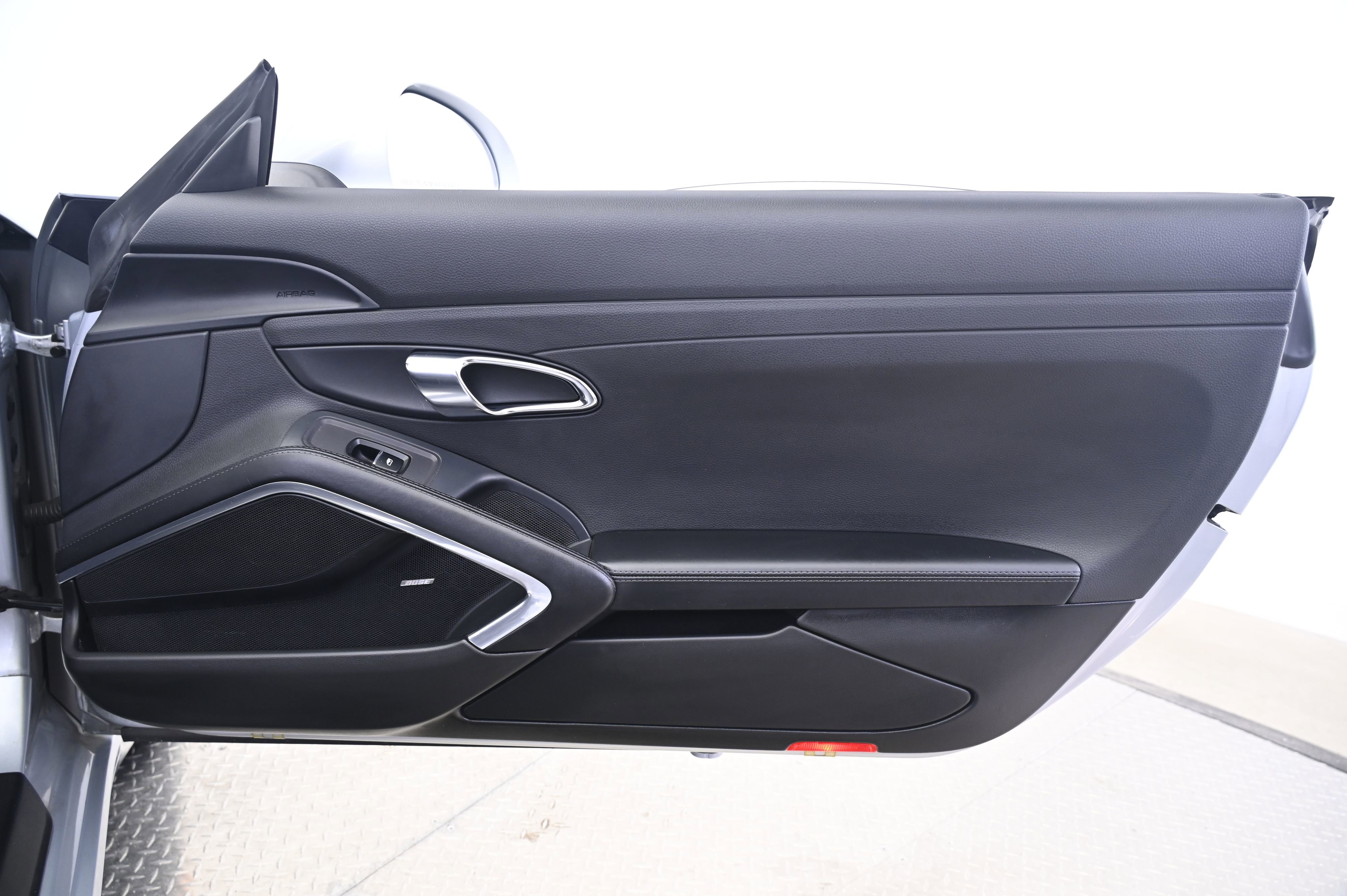 Certified 2014 Porsche 911 Carrera S RWD image 19