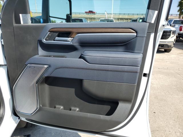 New 2026 Chevrolet Silverado 2500 High Country w/ High Country Premium Package AWD/4WD image 10