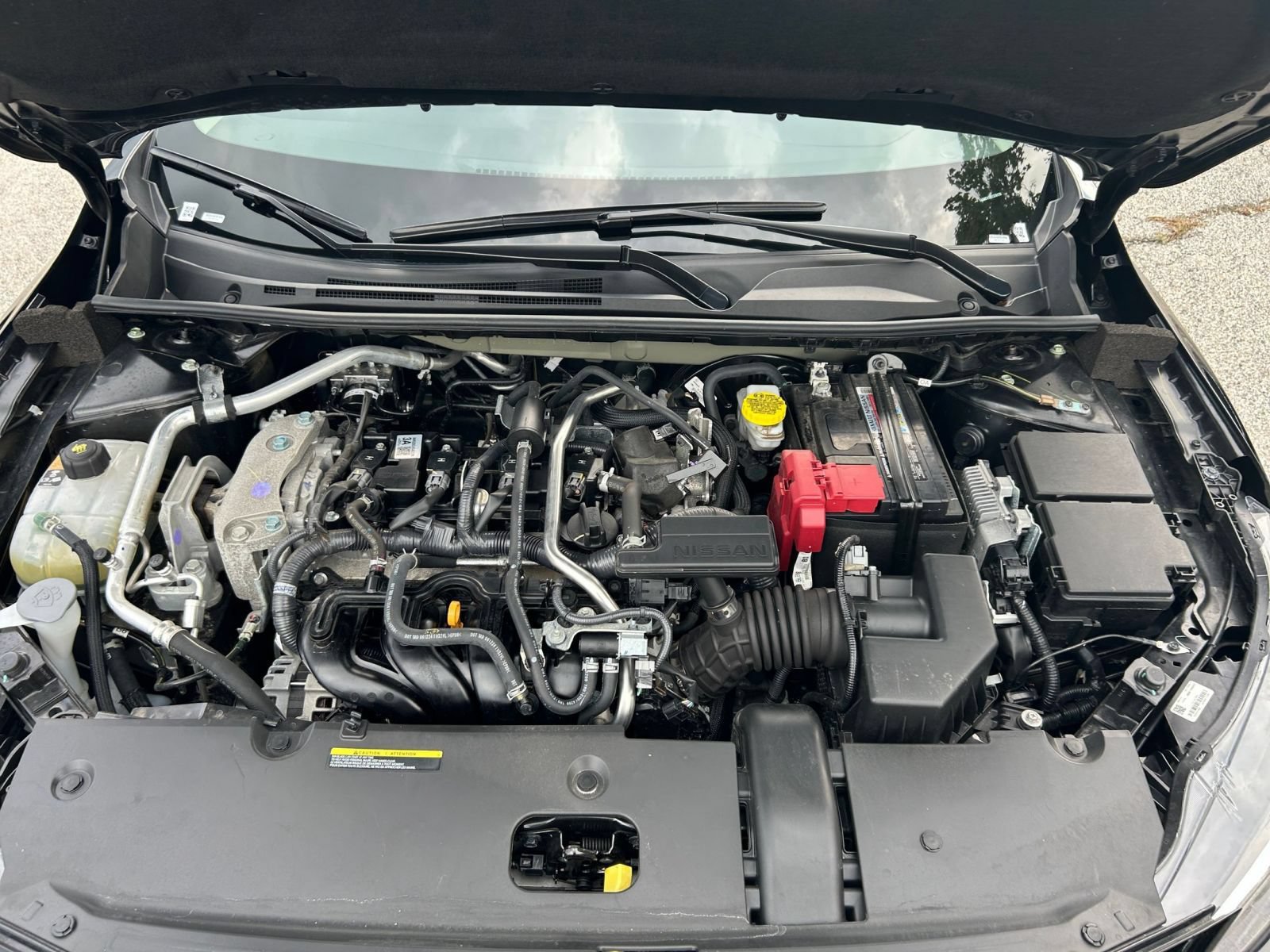 Used 2025 Nissan Sentra SV FWD image 27