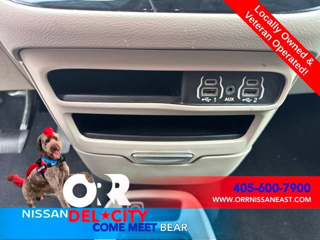 Used 2023 Chrysler Voyager LX FWD image 21
