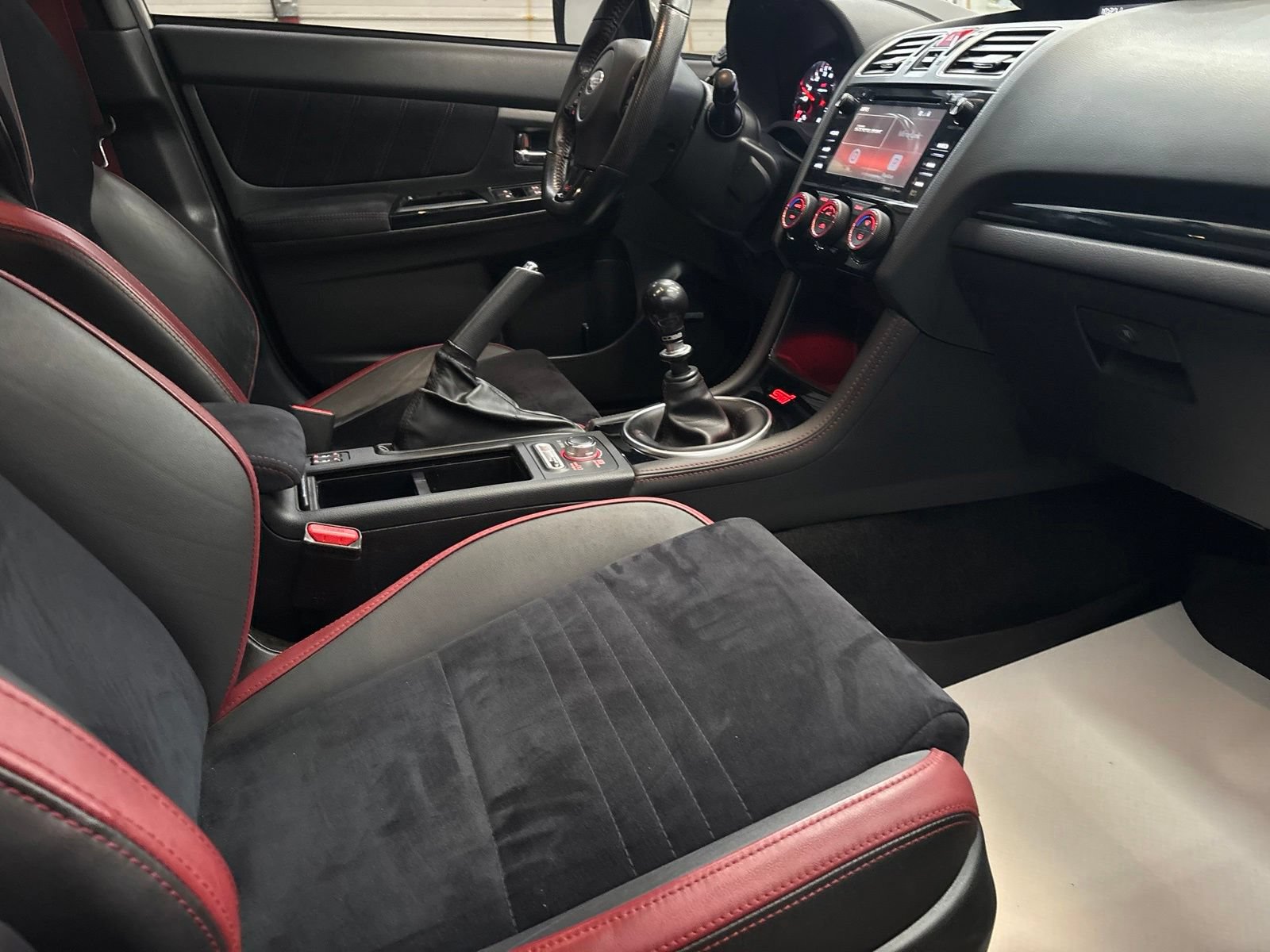Used 2018 Subaru WRX STI Limited AWD/4WD image 27