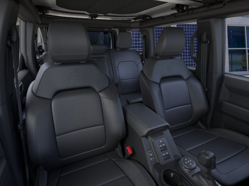 New 2025 Ford Bronco Badlands image 11