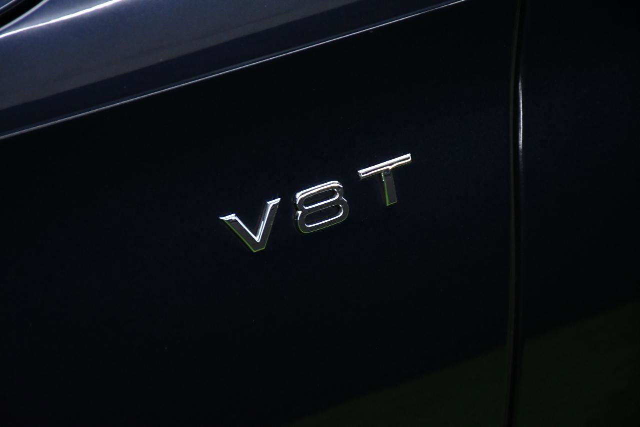 Used 2013 Audi S8 AWD/4WD image 9