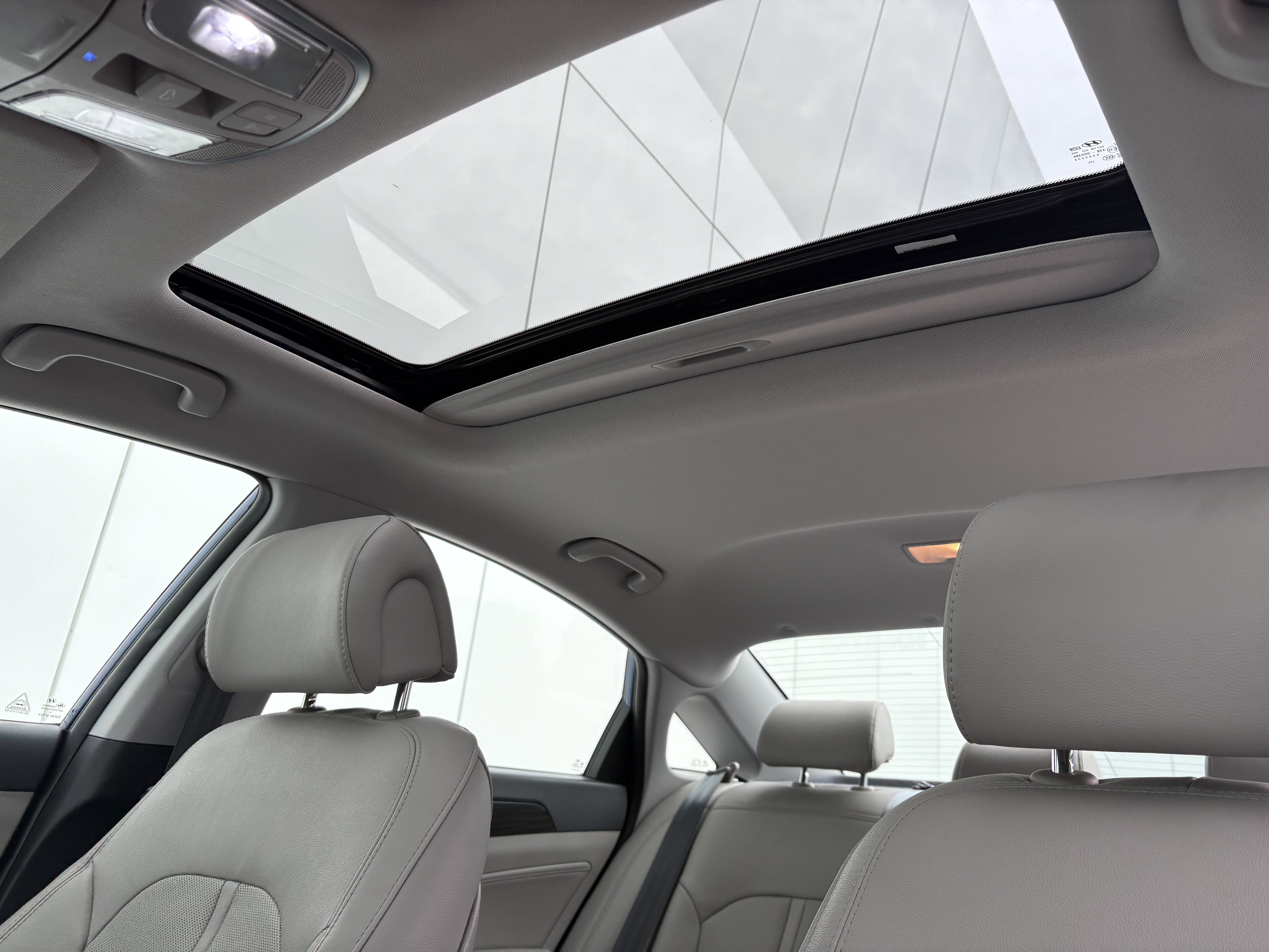 Used 2017 Hyundai Sonata Limited w/ Cargo Package image 13