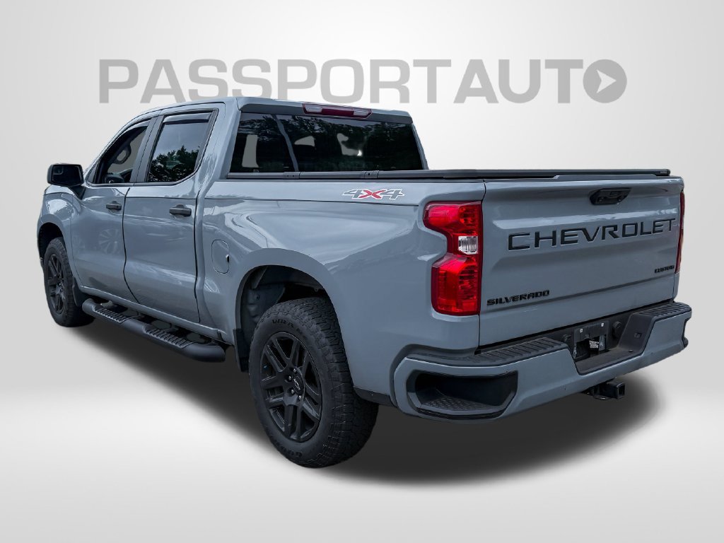 Used 2024 Chevrolet Silverado 1500 Custom w/ Turbomax Blackout Package AWD/4WD image 3