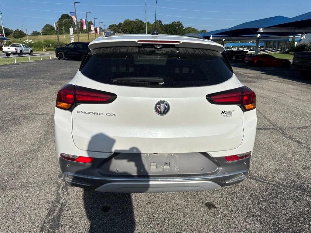 Used 2022 Buick Encore GX Essence w/ Advanced Technology Package FWD image 5