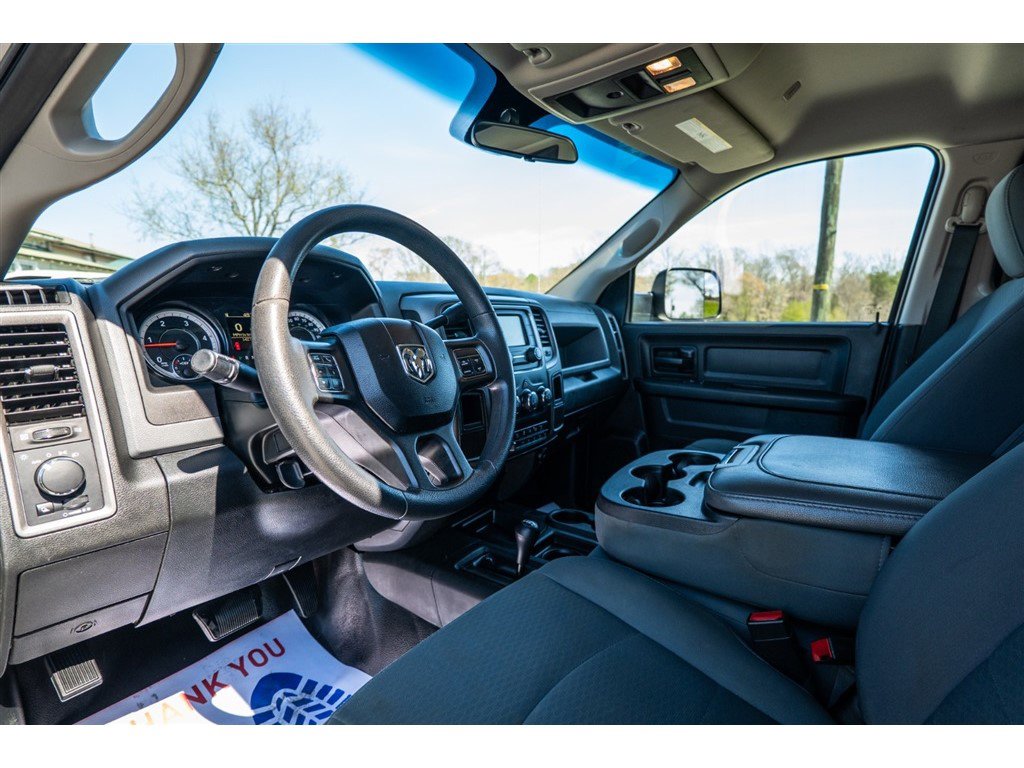 Used 2018 RAM 2500 Tradesman w/ Chrome Appearance Group image 16