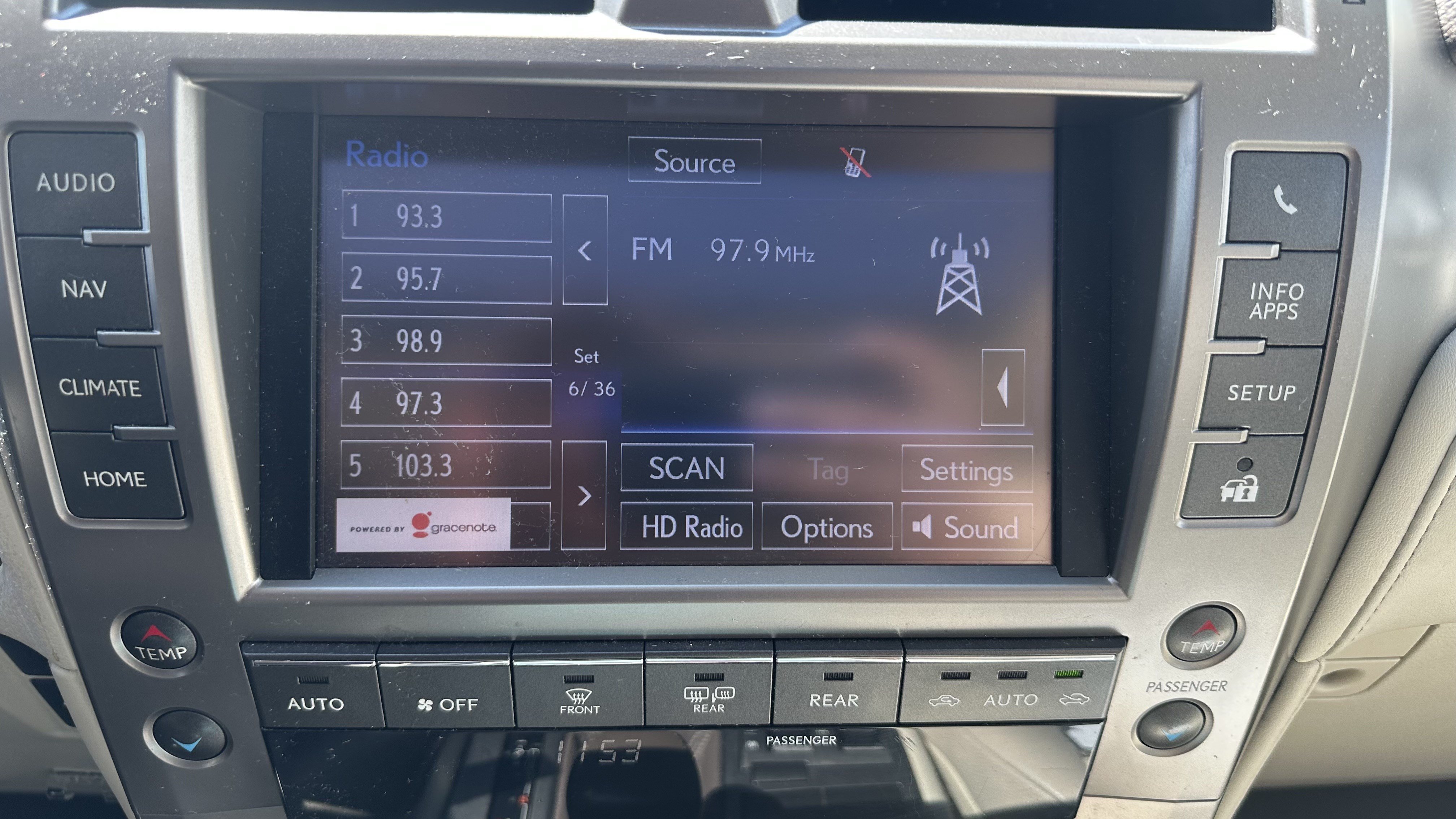 Used 2017 Lexus GX 460 Premium w/ Premium Package AWD/4WD image 24