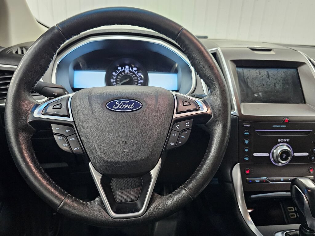 Used 2018 Ford Edge Sport w/ Cargo Accessory Package AWD/4WD image 13