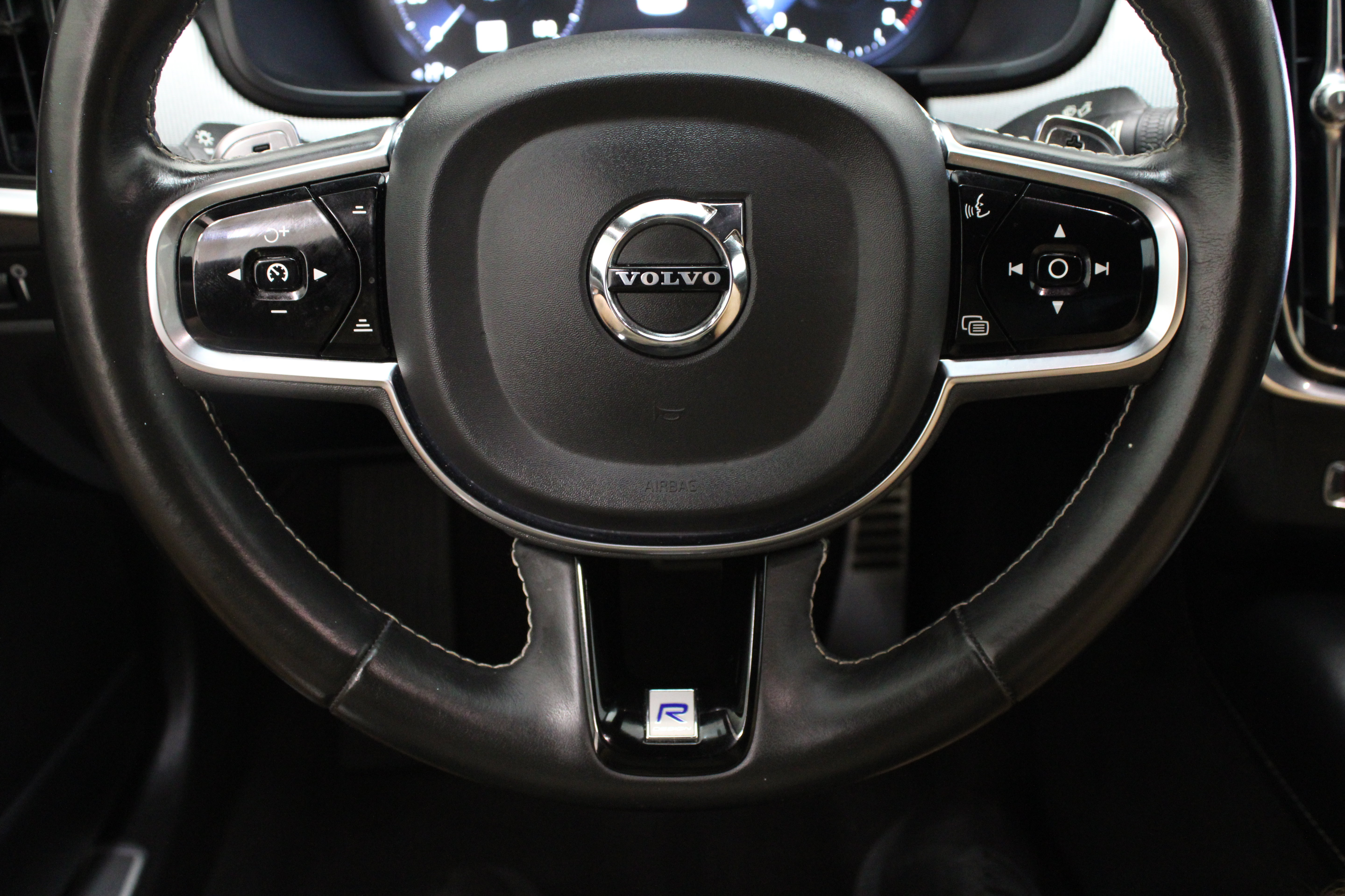 Used 2020 Volvo S90 T6 R-Design AWD/4WD image 25