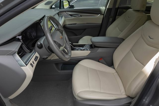 Used 2024 Cadillac XT5 Premium Luxury w/ Technology Package image 15