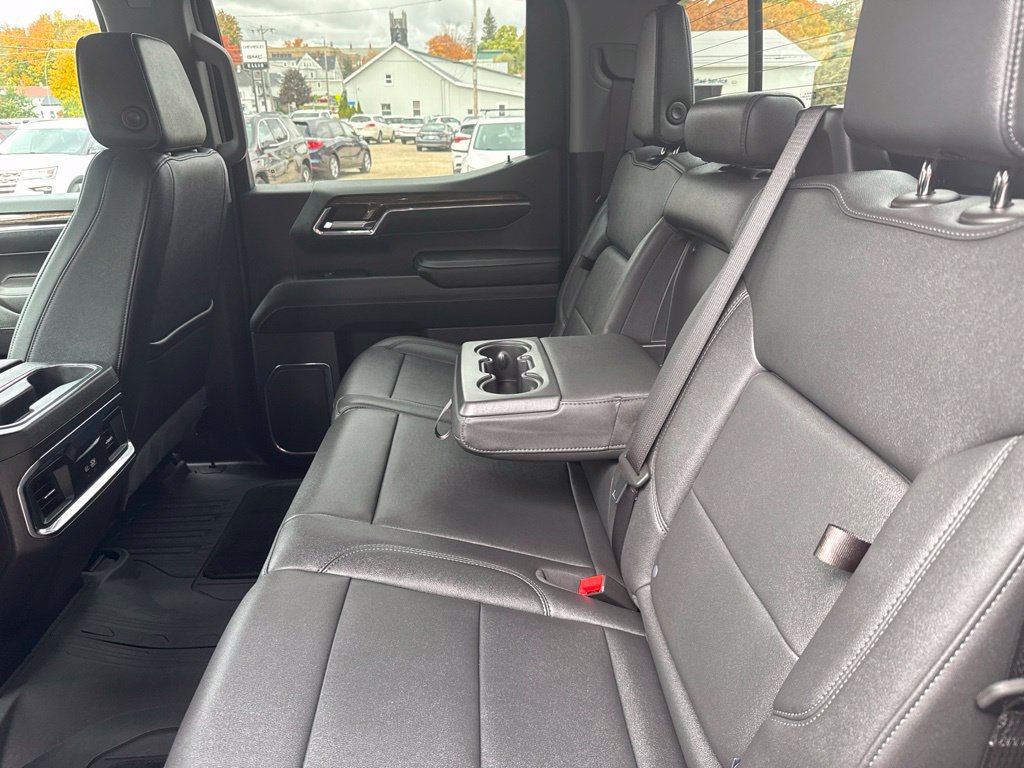 Used 2024 GMC Sierra 1500 Elevation w/ Elevation Premium Package AWD/4WD image 14