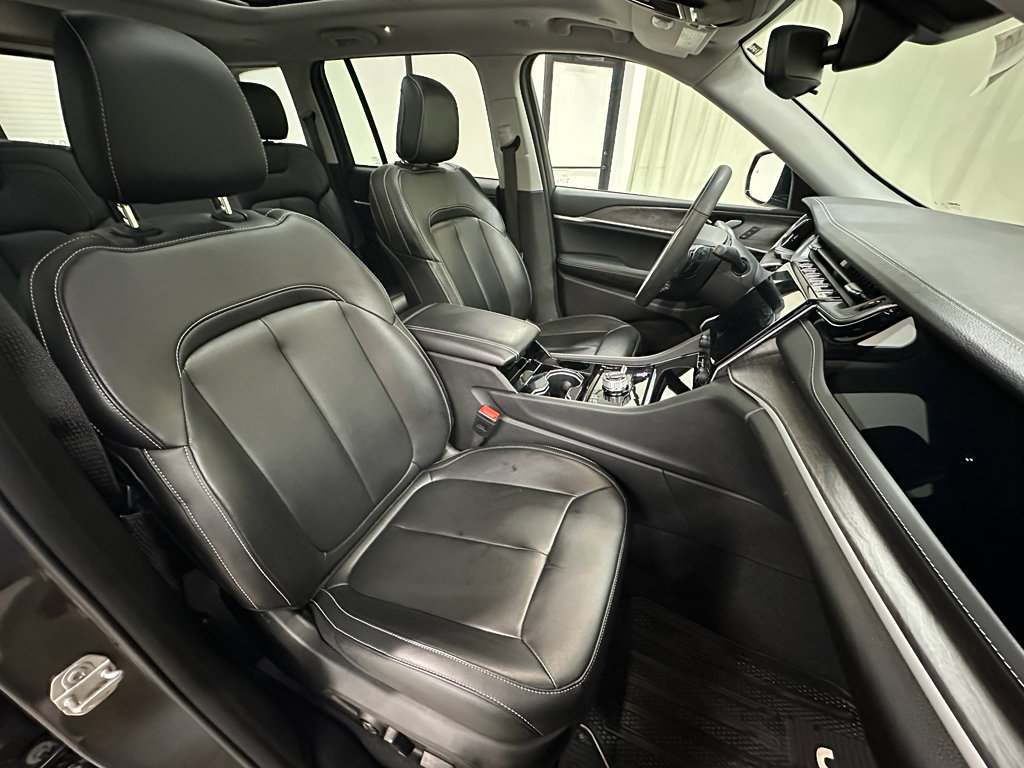 Used 2023 Jeep Grand Cherokee 4xe image 20