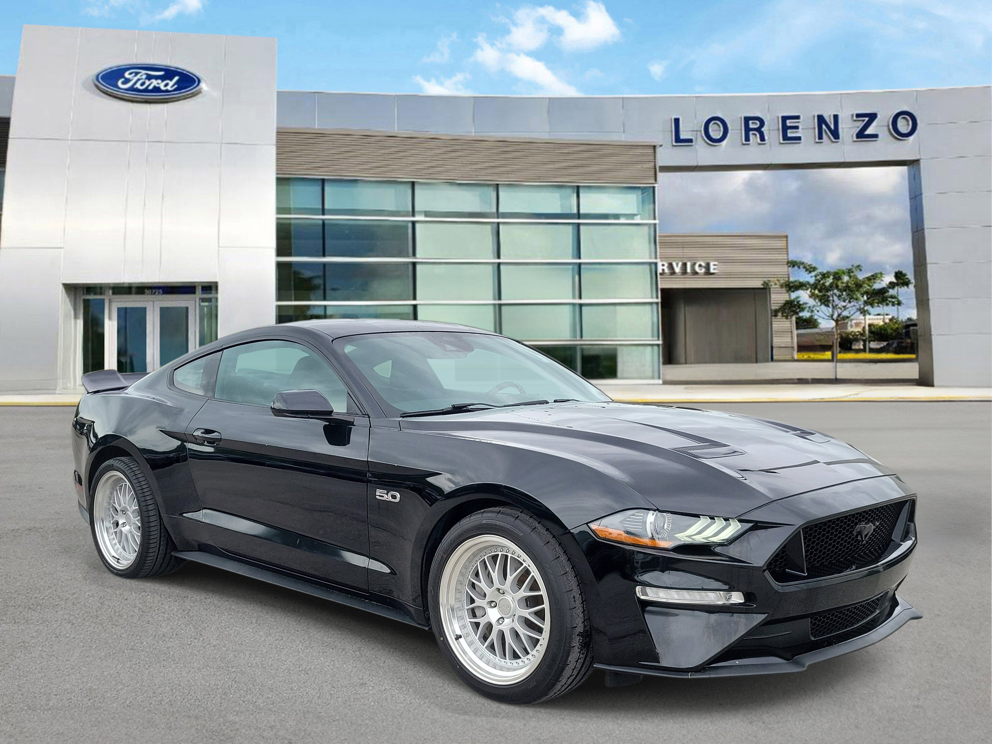 Used 2021 Ford Mustang GT w/ Equipment Group 301A RWD image 3