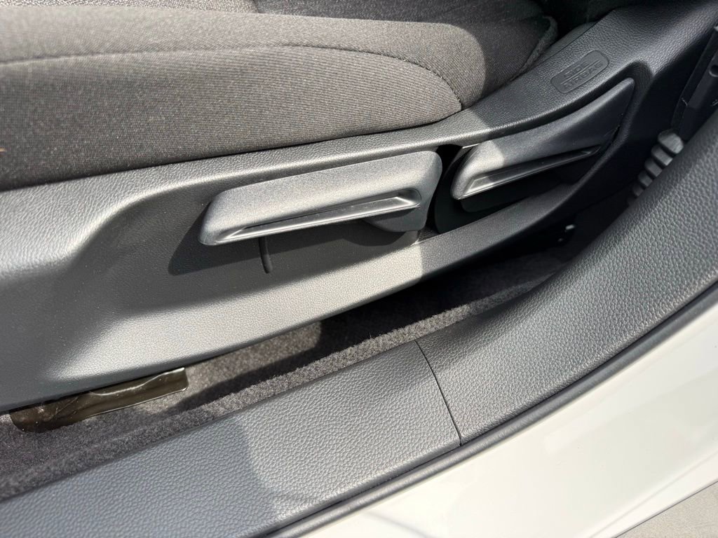 Used 2025 Honda Accord LX image 15