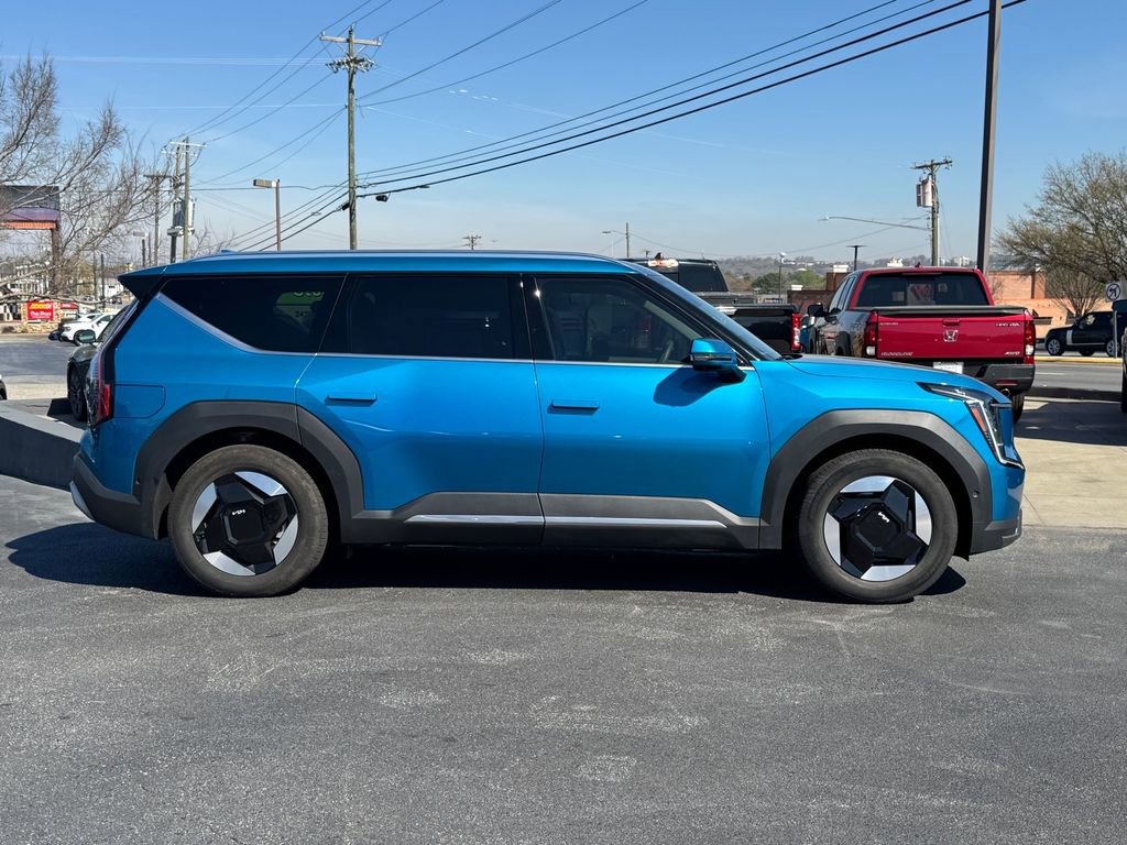 Certified 2026 Kia EV9 Wind image 2