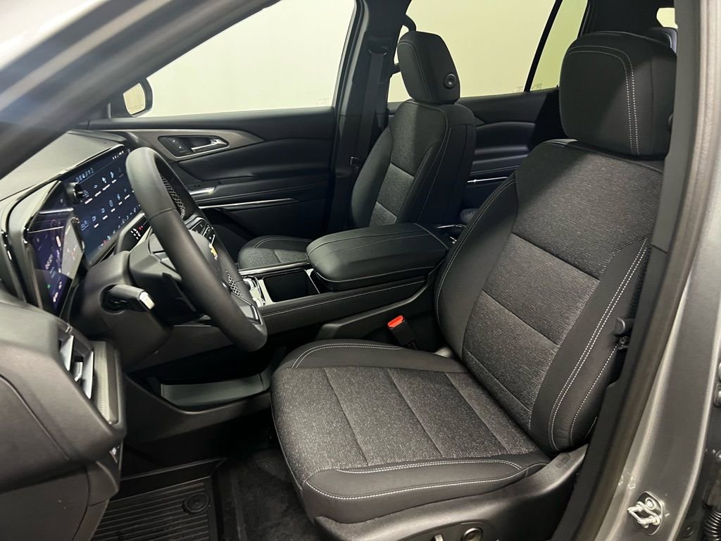 New 2026 Chevrolet Traverse LT w/ Driver Confidence Package image 27
