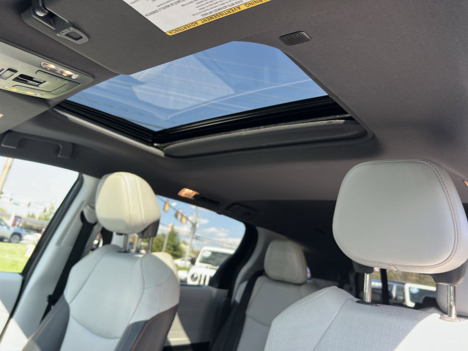 Used 2023 Toyota Sienna XSE image 24