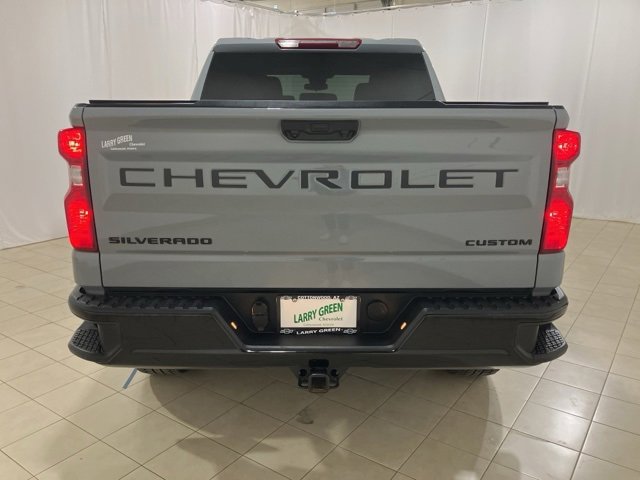 Used 2024 Chevrolet Silverado 1500 Custom Trail Boss w/ Turbomax Blackout Package image 4