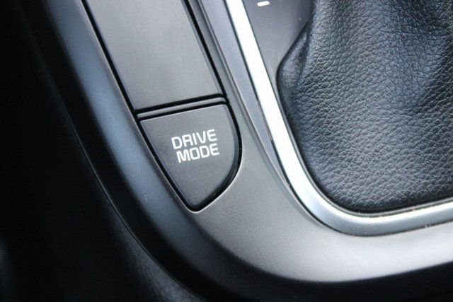 Used 2023 Kia Soul LX w/ LX Technology Package image 9