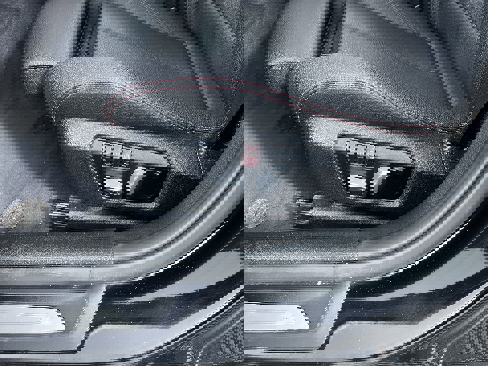 Used 2017 BMW 330i xDrive Sedan image 14