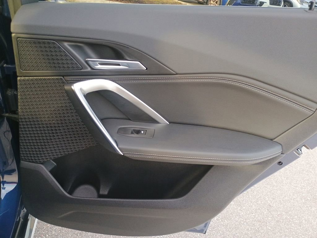 Used 2023 BMW X1 xDrive28i image 19