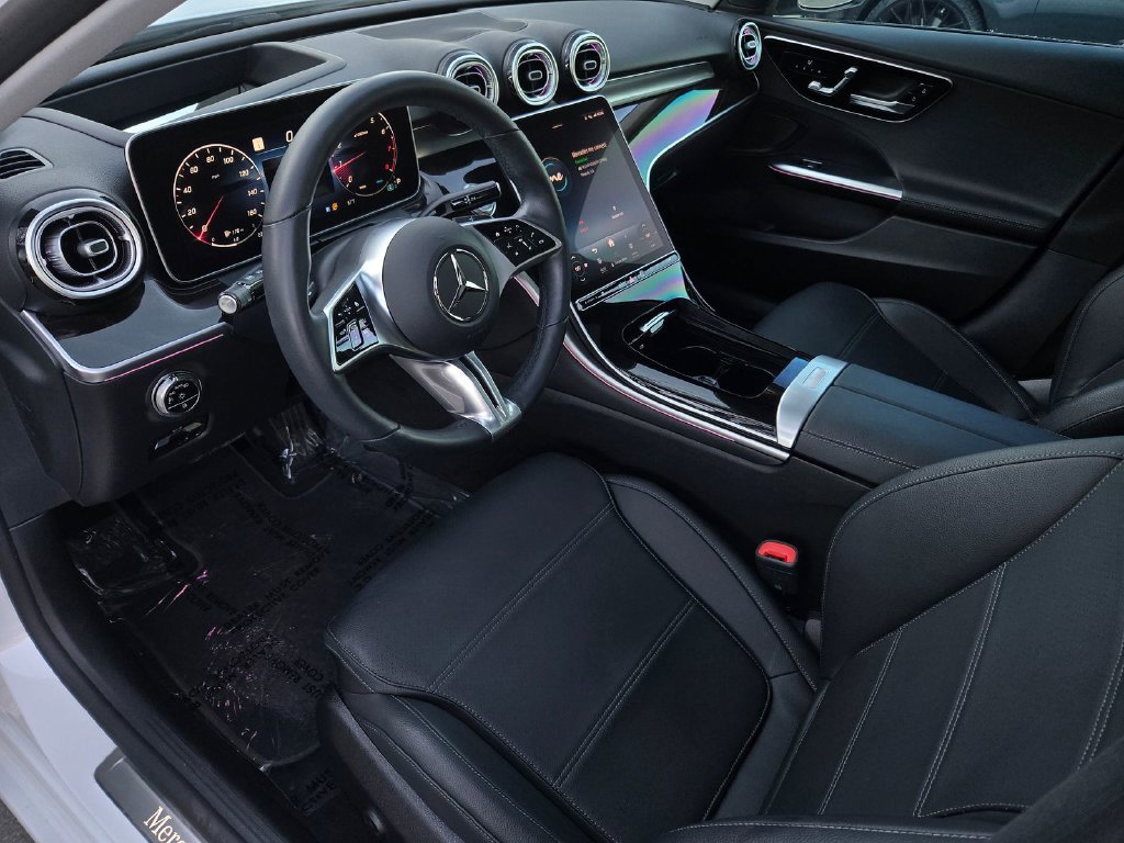 Used 2023 Mercedes-Benz C 300 Sedan image 9