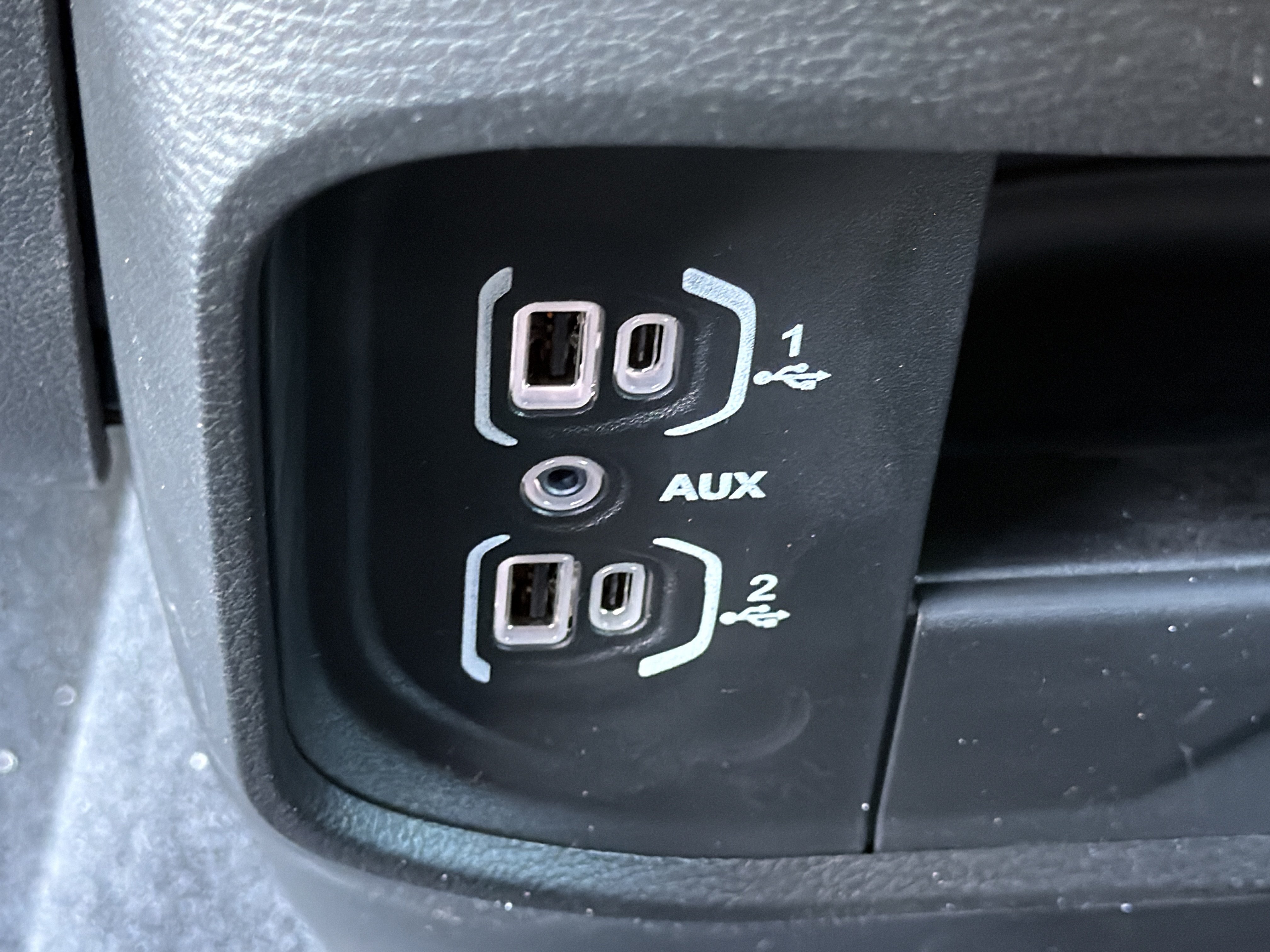 New 2026 RAM 3500 Tradesman AWD/4WD image 30