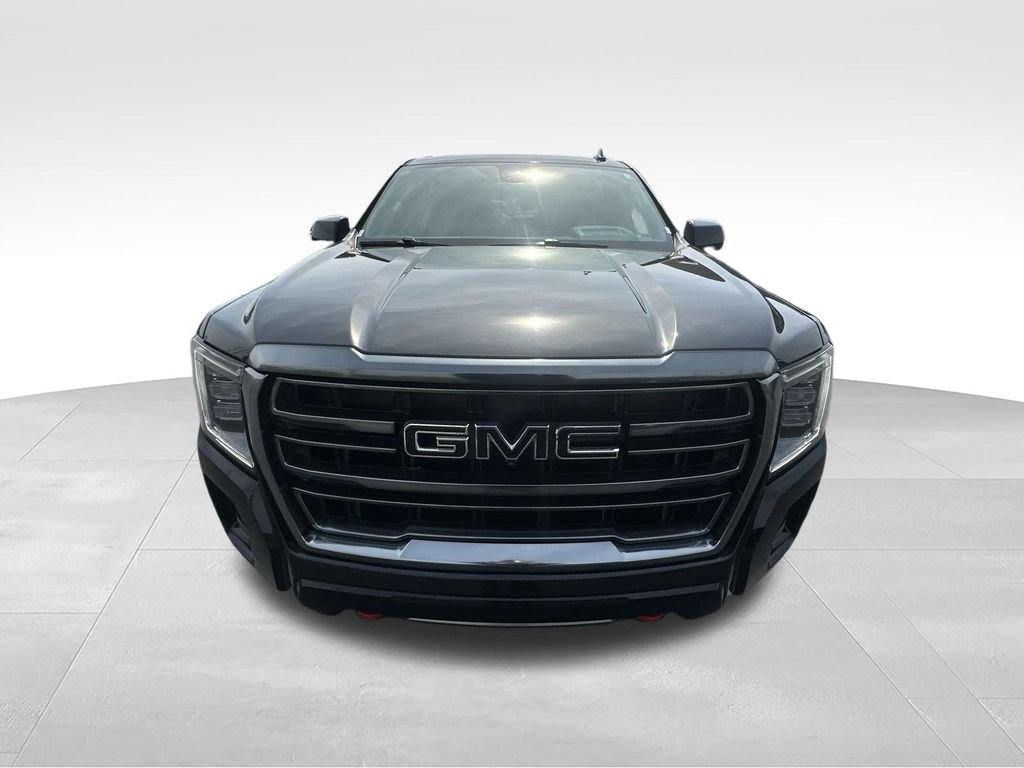 Used 2024 GMC Yukon AT4 w/ Technology Package AWD/4WD image 27