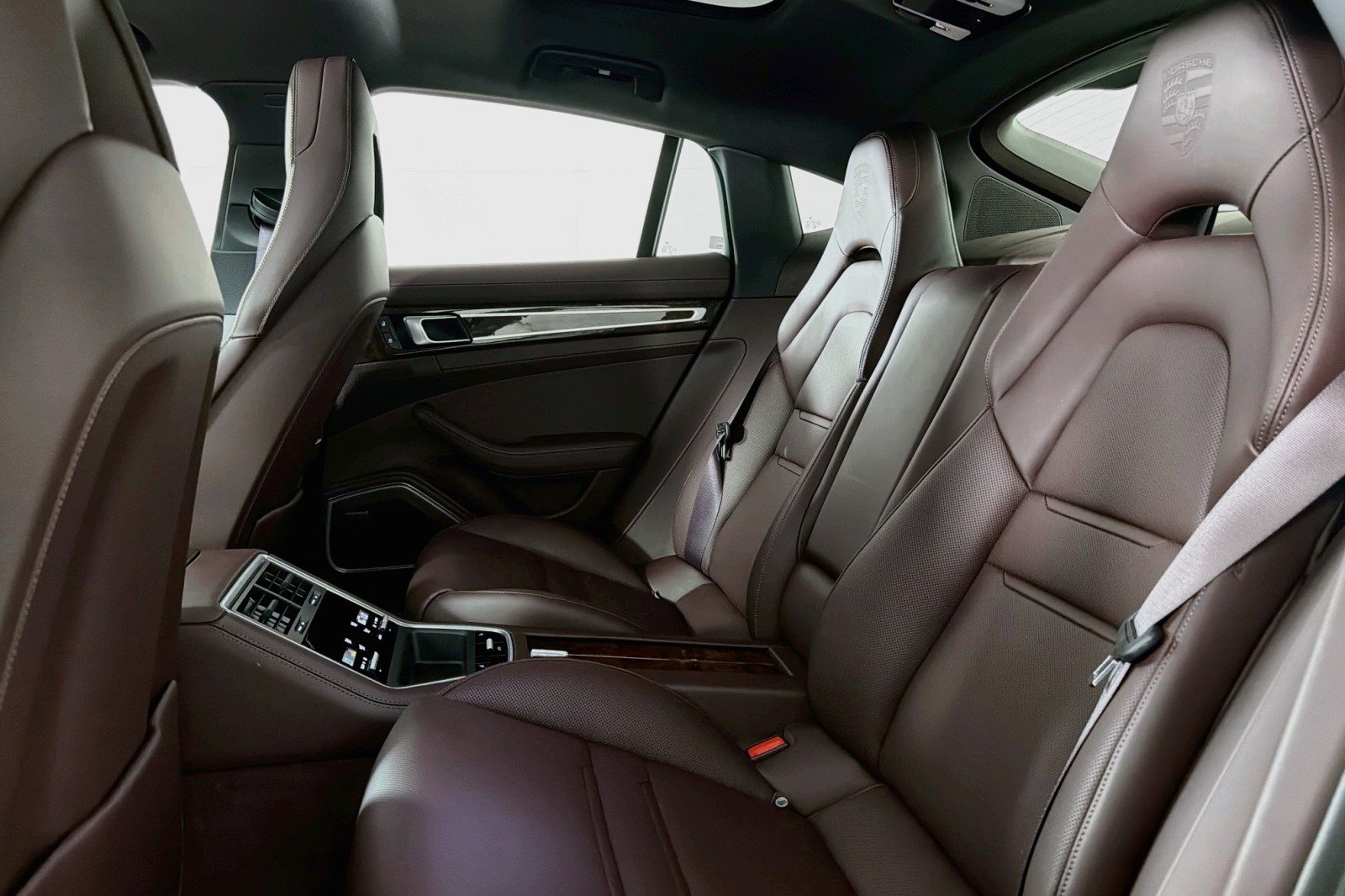 Used 2023 Porsche Panamera Platinum Edition RWD image 8