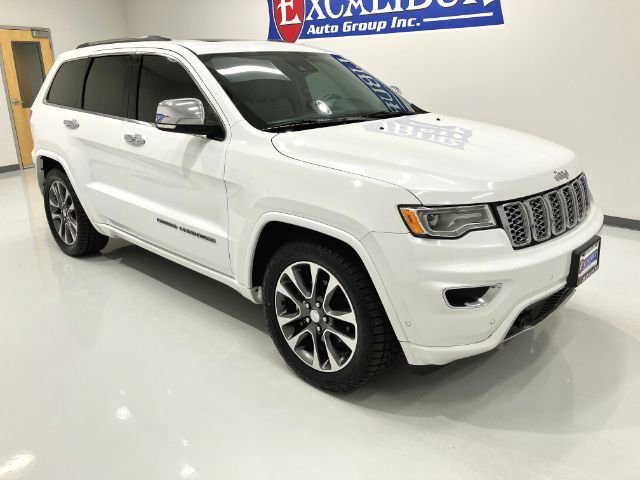 Used 2017 Jeep Grand Cherokee Overland w/ Jeep Active Safety Group image 5