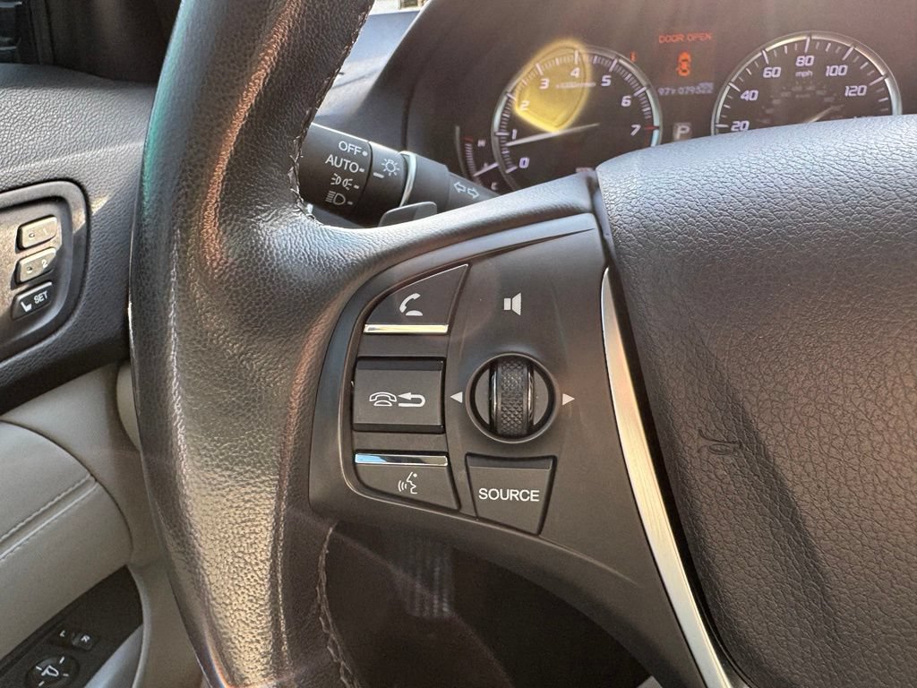Used 2015 Acura TLX V6 FWD image 20