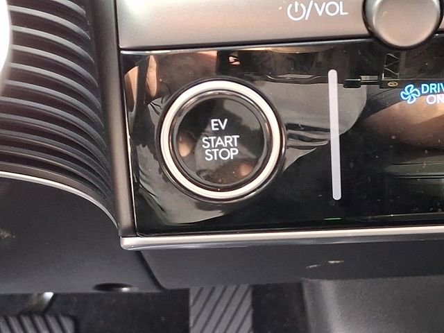 Used 2025 Hyundai Ioniq 5 SEL image 26